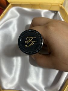 Too Faced Born This Way Concealor