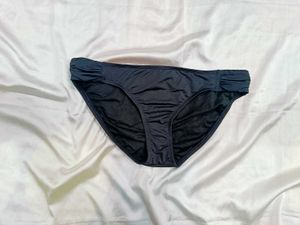 🇳🇿💫🎀Black Swimsuit Bottoms