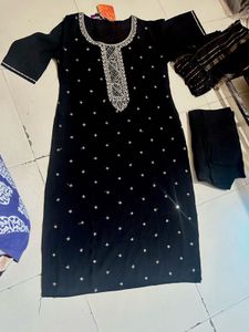 Black Embroidered Kurti Set