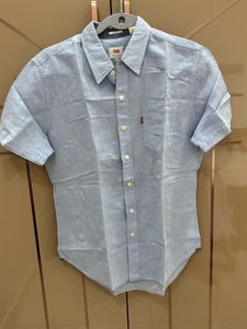 Levi&#39;s Slim Fit Shirt