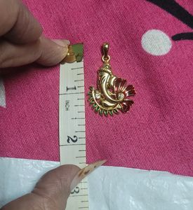 BEAUTIFUL UNUSED GANESHA PENDENT
