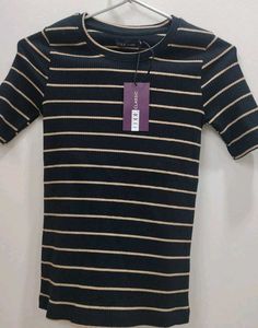 Fitted Branded Top