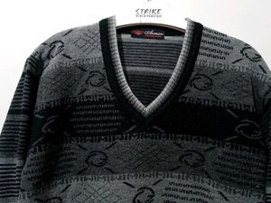 Vintage Patterned V-Neck Sweater