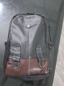 Backbag Leather