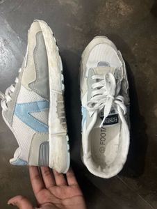 Casual white Sneakers