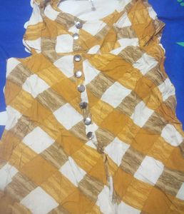 Used Top Leggings And Dupattas