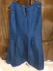 Soft Denim Sleevless Tunic Top