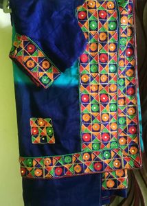 Heavy Border Saree With Blouse