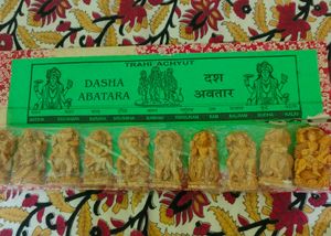 Vintage Dasha Abatara Figurine Set