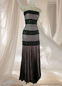 ✨ Stunning Lace Mesh Strapless Dress ✨