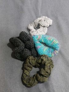 Set Of 8 Scrunchies
