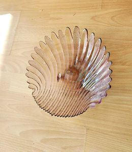 Premium Quality Glass Shell Shape Serving Big Bowl