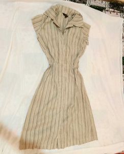 Vintage Striped Dress👢🌼☕📜