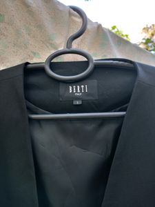 December OFFER/Free Size Blazer