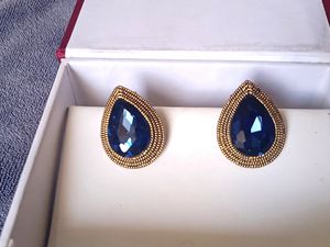 Blue &amp; Black Stunning Gold Plated Stone Earrings