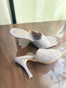 Elegant EverQupid Heeled Slides