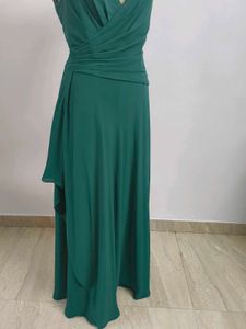 Emerald Green V-Neck Goen