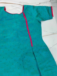 Elegant Teal Kurti with Pink Lace Detailing