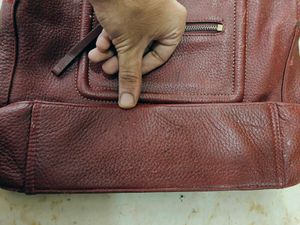 Hidesign Sling Bag