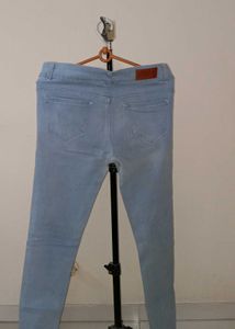 Light Wash Skinny Jeans