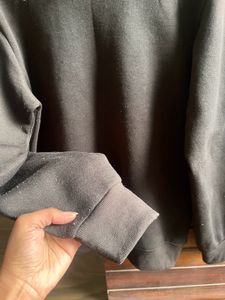 Black Sweatshirt