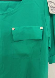 Green Short Sleeve Top