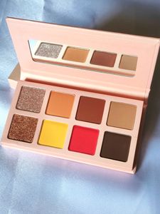 MAKUP REVOLUTION  EYESHADOW PALLET