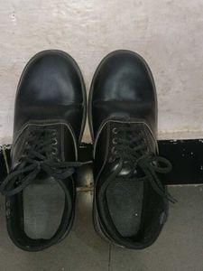 Black Leather Work Shoes