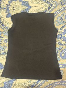 Black Sleeveless Top