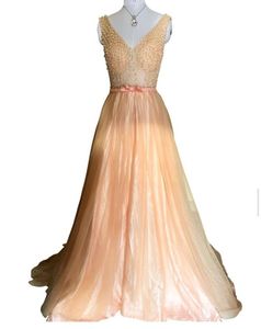 Elegant Beaded Party Dress👀🫠🎀