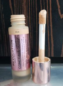Revolution Conceal Foundation
