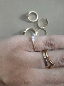 CHIC MODERN RINGS