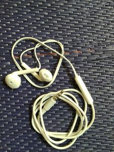 Samsung Vivo Oppo  Earphones New Pack 1
