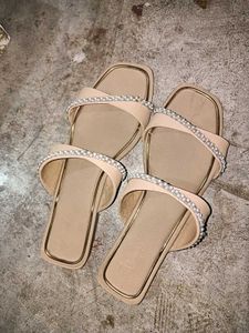 Elegant Pearl Embellished Sandals