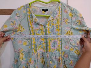 QOMN brand sea green cotton printed top size M