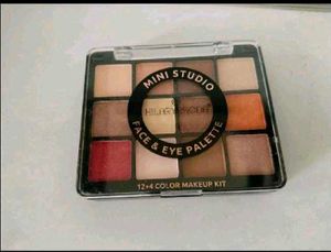 Eyeshadow Palette - Variety of Shades