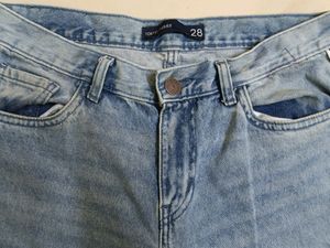 Ripped Boyfriend Jeans