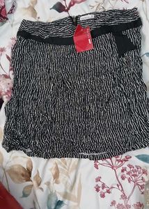 Chic Patterned Skirt - L Size
