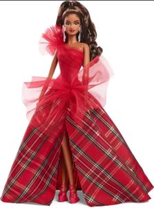 Barbie Holiday 2024 [Brunette]