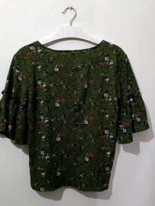 Floral Print Ruffle Sleeve Top