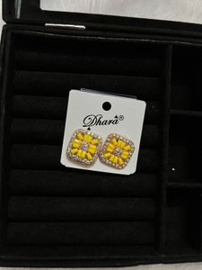Yellow Studs