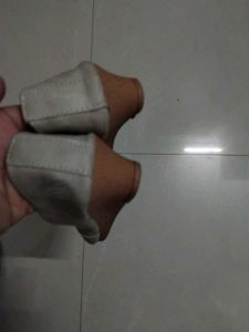 Elegant Beige Ballerinas