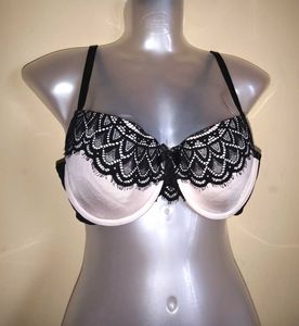 Size 38B 🎁Buy 2 Get 1 Free 🎁 Elegant Lace Bra