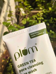 Plum Green Tea Face Wash