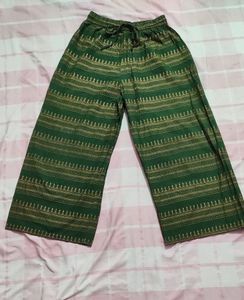 Meeranshi Women&#39;s Rayon Printed Kurta with Palazzo