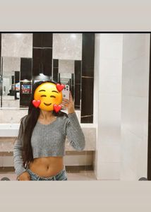 Gray Ribbed Long Sleeve Crop Top