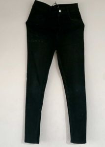 Black Skinny Jeans