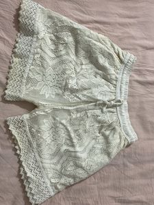Beachy White Shorts