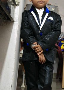 Boys&#39; Formal Suit