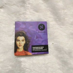 Sugar Cosmetics Highlighter